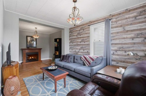 5214 50 Street, Lacombe, AB 