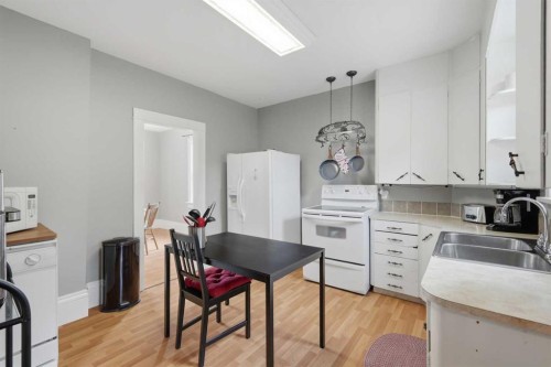 5214 50 Street, Lacombe, AB 