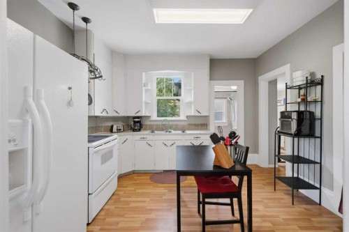 5214 50 Street, Lacombe, AB 