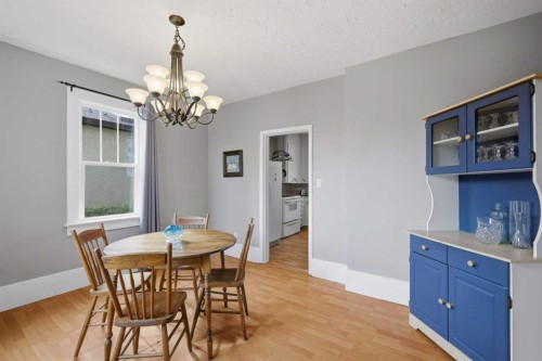 5214 50 Street, Lacombe, AB 