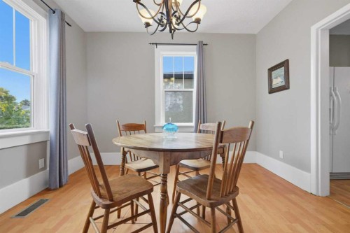 5214 50 Street, Lacombe, AB 