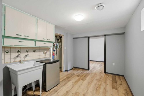 5214 50 Street, Lacombe, AB 