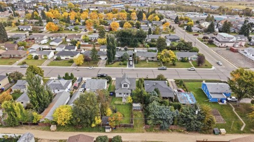 5214 50 Street, Lacombe, AB 