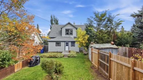 5214 50 Street, Lacombe, AB 