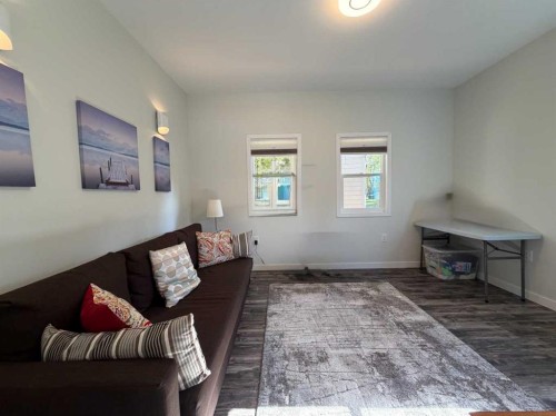 18B-10042 Township Road 422, Rural Ponoka County, AB 