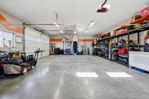 17 Hammond Close, Sylvan Lake, AB 