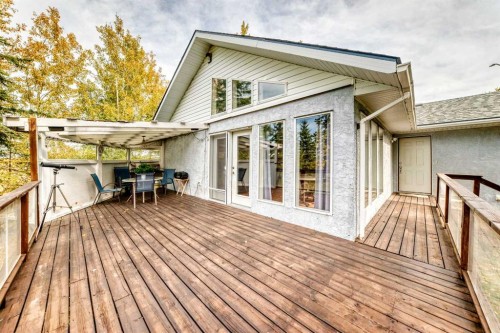 5160 & 5156 52Nd Street, Caroline, AB 