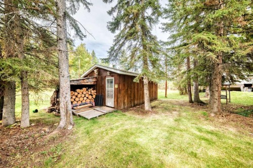 5160 & 5156 52Nd Street, Caroline, AB 