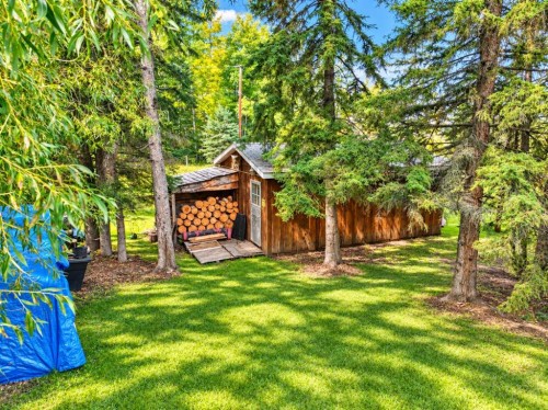 5160 & 5156 52Nd Street, Caroline, AB 