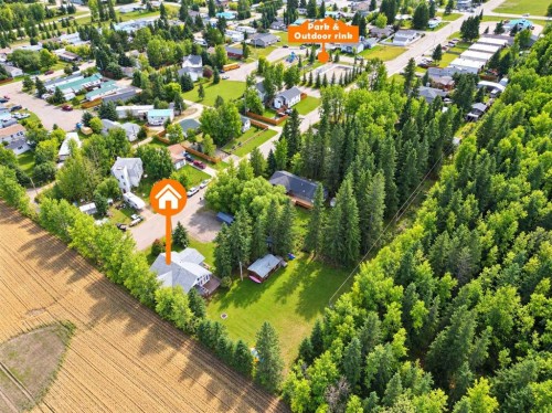 5160 & 5156 52Nd Street, Caroline, AB 