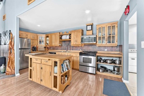 5160 & 5156 52Nd Street, Caroline, AB 