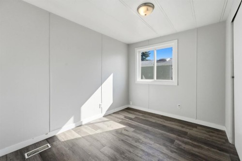 75-5344 76 Street, Red Deer, AB 