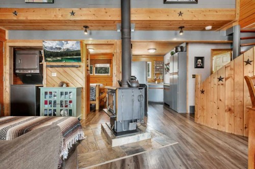 30 Mountainview Road, Rural Clearwater County, AB 