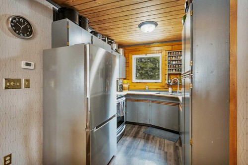 30 Mountainview Road, Rural Clearwater County, AB 