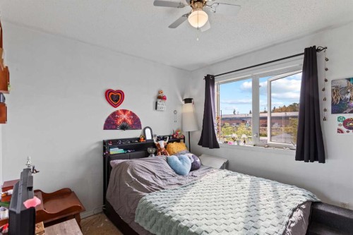 5205B 52 Avenue, Camrose, AB 