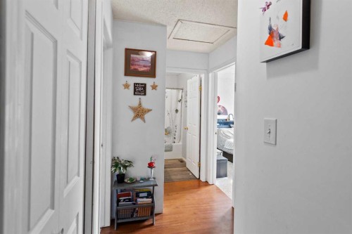 5205B 52 Avenue, Camrose, AB 