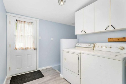 4618 51 Avenue, Rimbey, AB 