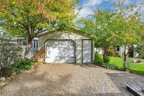 4618 51 Avenue, Rimbey, AB 