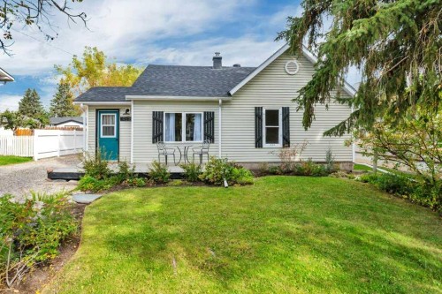 4618 51 Avenue, Rimbey, AB 