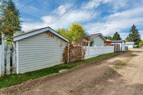 4618 51 Avenue, Rimbey, AB 