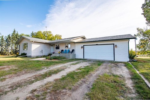 433049 Range Road 274, Rural Ponoka County, AB 