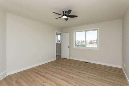 133 Wellington Close, Blackfalds, AB 