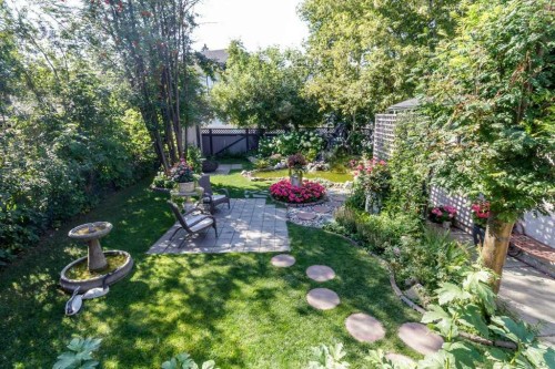5708 45 Avenue, Red Deer, AB 