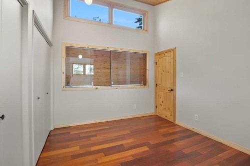 130 Westview Drive, Sylvan Lake, AB 