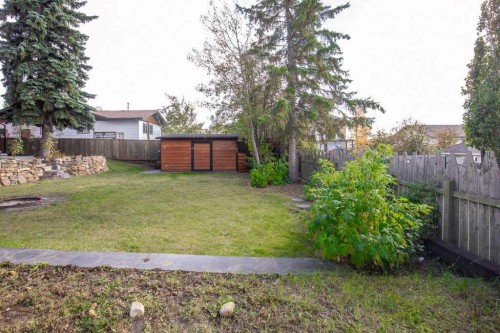 130 Westview Drive, Sylvan Lake, AB 