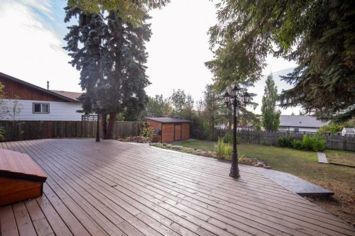 130 Westview Drive, Sylvan Lake, AB 