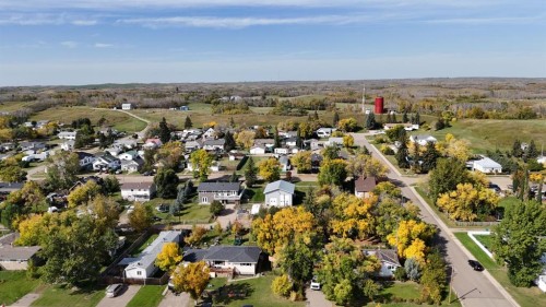 121 2Nd Avenue South, Big Valley, AB 