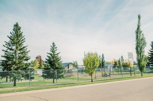 121 2Nd Avenue South, Big Valley, AB 