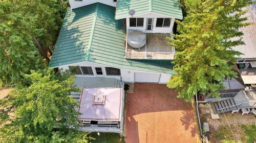 34 Beach Street East, Rochon Sands, AB 