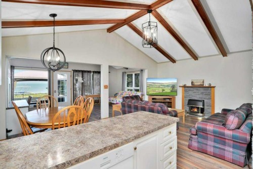 34 Beach Street East, Rochon Sands, AB 
