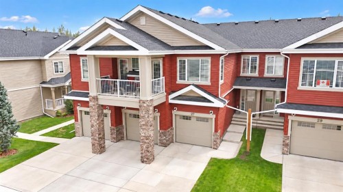 27 Golden Crescent  Red Deer, AB T4P 2P9