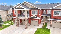 27 Golden Crescent Red Deer, AB T4P 2P9