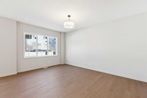 1062 Bayview Crescent Sw, Airdrie, AB 