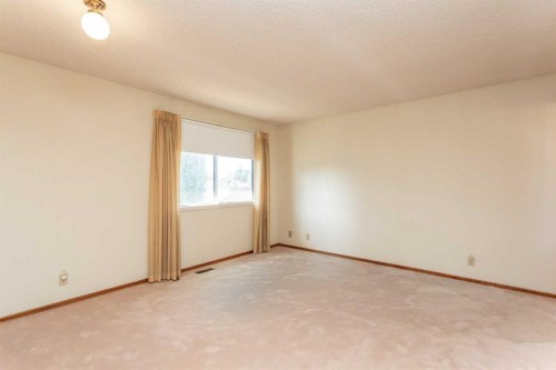 9 Rollis Street, Red Deer, AB 