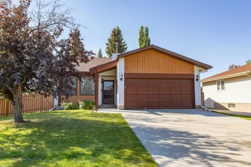 9 Rollis Street, Red Deer, AB 