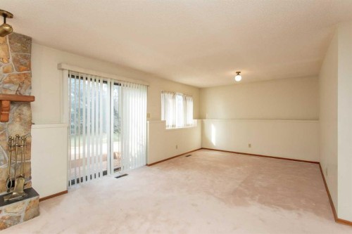 9 Rollis Street, Red Deer, AB 
