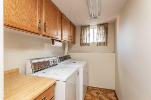 9 Rollis Street, Red Deer, AB 