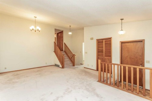 9 Rollis Street, Red Deer, AB 