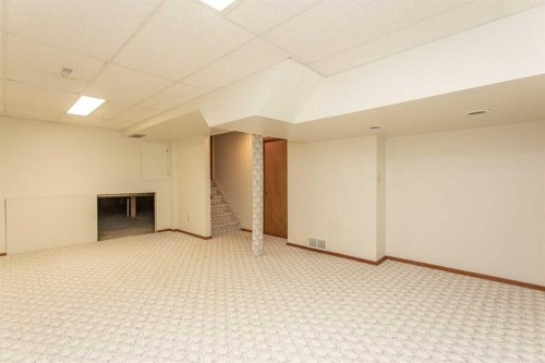 9 Rollis Street, Red Deer, AB 
