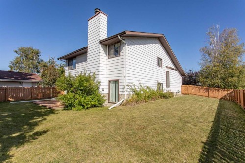 9 Rollis Street, Red Deer, AB 