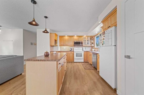 6508 Enevold Drive, Camrose, AB 