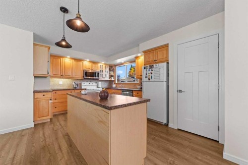 6508 Enevold Drive, Camrose, AB 