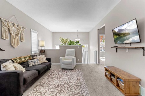 20 Radcliff Way, Sylvan Lake, AB 