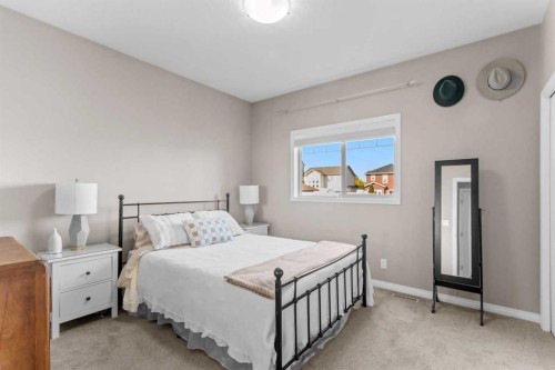 20 Radcliff Way, Sylvan Lake, AB 