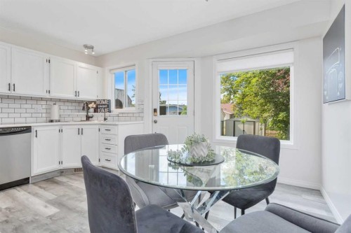 5430 45 Street, Lacombe, AB 