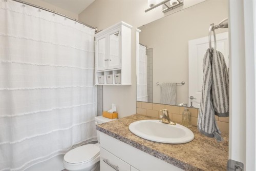 234 Livingston Close, Red Deer, AB 